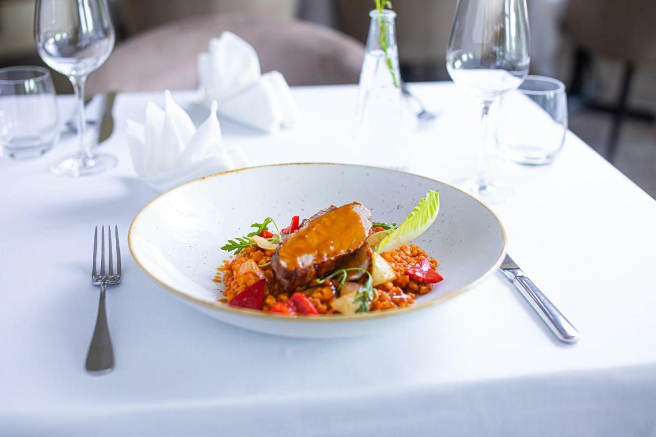 Bázakerettye Bonne Chance Restaurant And Hotel מראה חיצוני תמונה